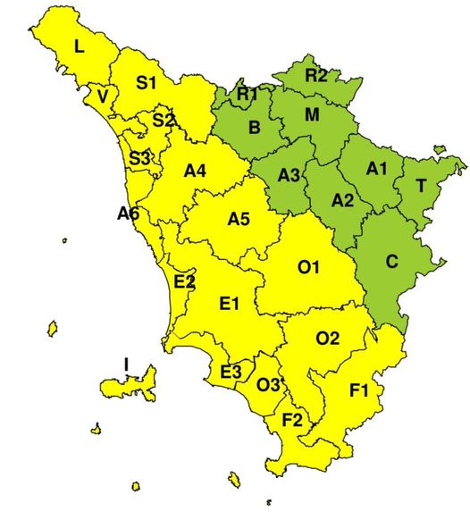 Maltempo: allagata Passeggiata di Viareggio. Meteo: codice giallo in Toscana prorogato a lunedì
