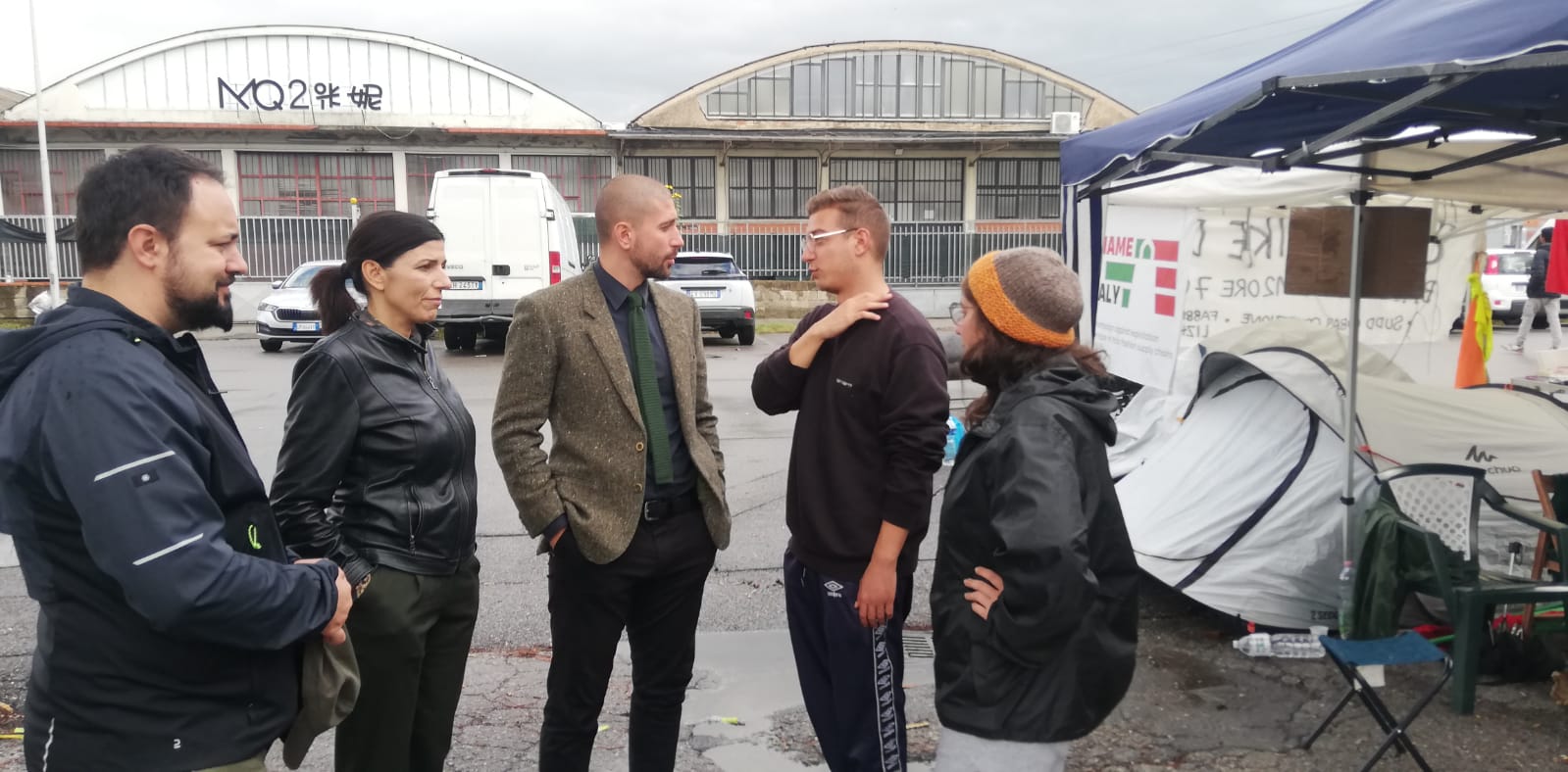 Monni a Seano, solidarietà ai lavoratori della pelletteria Lin Weidng