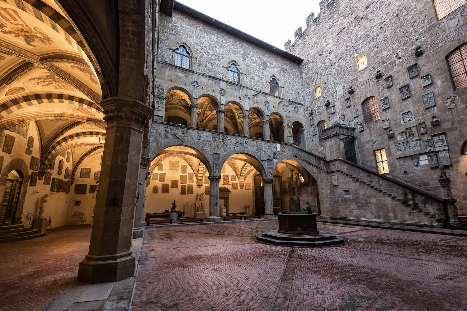 Firenze: alta adesione allo sciopero lavoratori Bargello e Galleria dell’Accademia