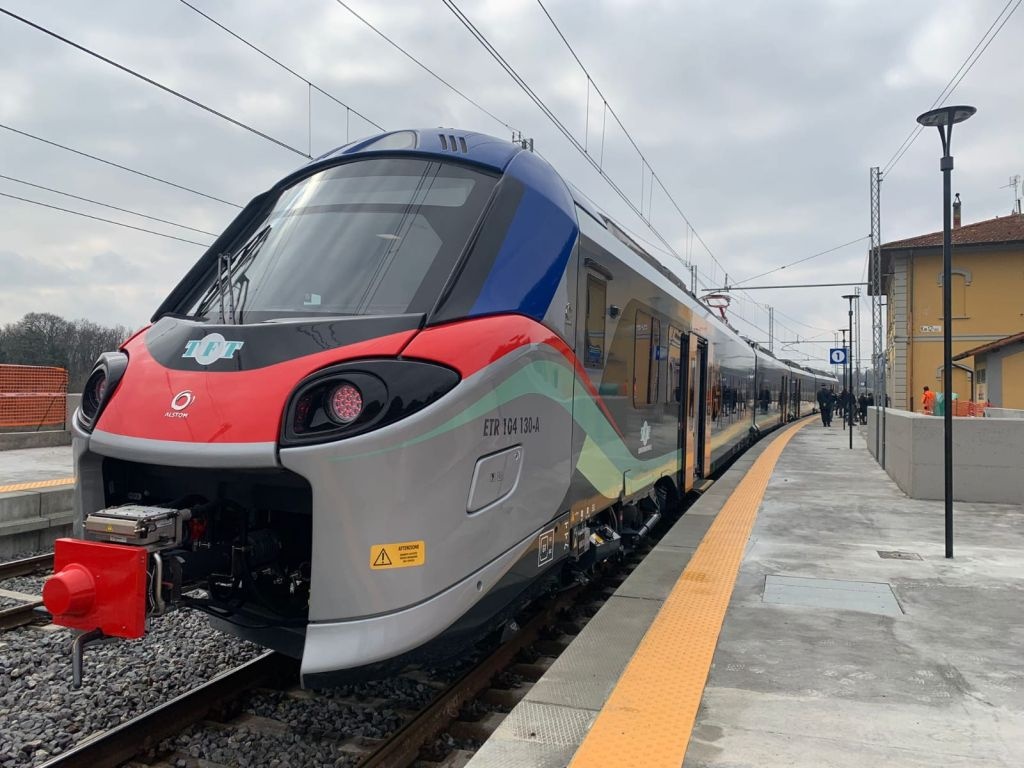 Arezzo: capotreno e macchinista aggrediti da passeggero senza biglietto