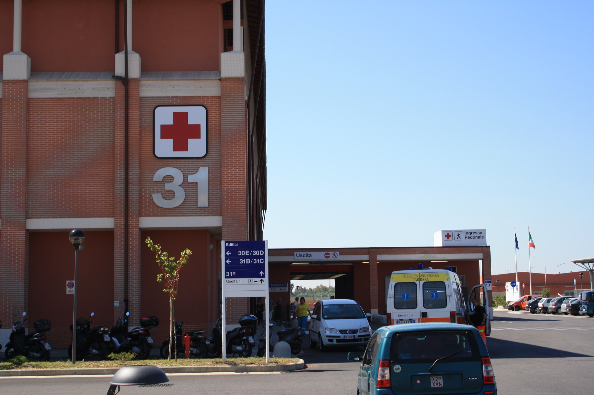 Pisa: ladra col monopattino terrorizzava gli ospedali. Arrestata 48enne di Empoli
