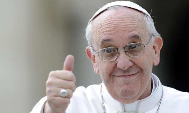 Papa Francesco: notte tranquilla, non ha dolori, prosegue le terapie. Stasera rosario in piazza San Pietro
