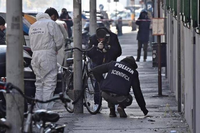 Attentato libreria il Bargello di Firenze: arrestato in Spagna anarchico accusato di aver portato l’esplosivo