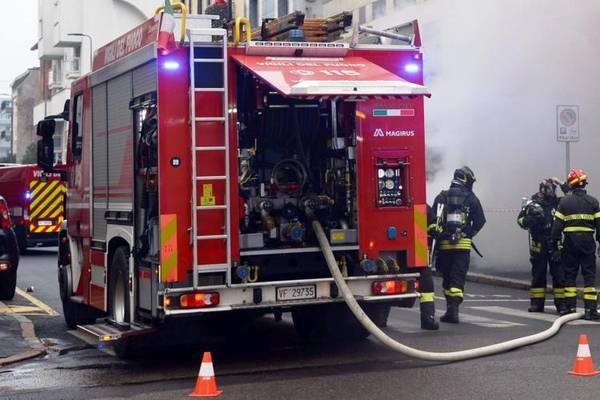 Roma: esplosione a Monteverde, crolla palazzina di tre piani