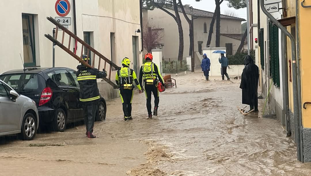 Maltempo, alluvione Sesto Fiorentino: riaperti i sottopassi