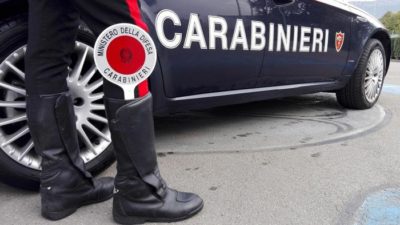 Pisa: litiga con allevatore di pecore e spara in aria con pistola a salve. Denunciato