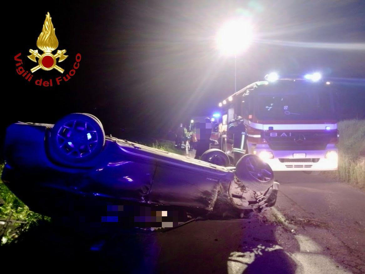 San Miniato, incidente stradale: auto si ribalta in via Bassa. Conducente in ospedale