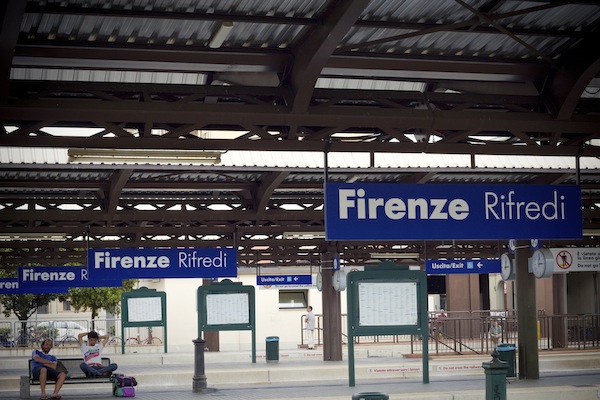 Firenze: bambina di 10 anni sola al binario 7 della stazione di Rifredi. Ritrovata dalla Polfer
