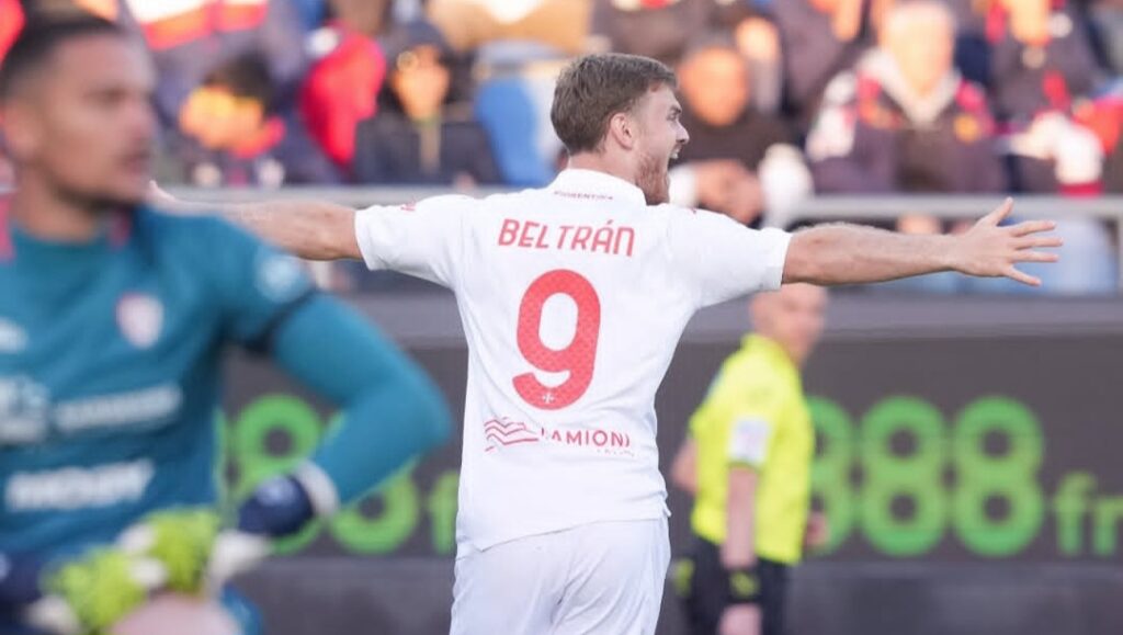 Fiorentina ribalta il Cagliari (1-2) anche senza Kean. Gol di Gosens e Beltran. Corsa per l’Europa. Pagelle