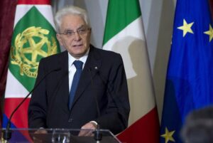 Mattarella: al Quirinale dopo l’operazione. Pasqua in famiglia, poi gli impegni del 25 aprile