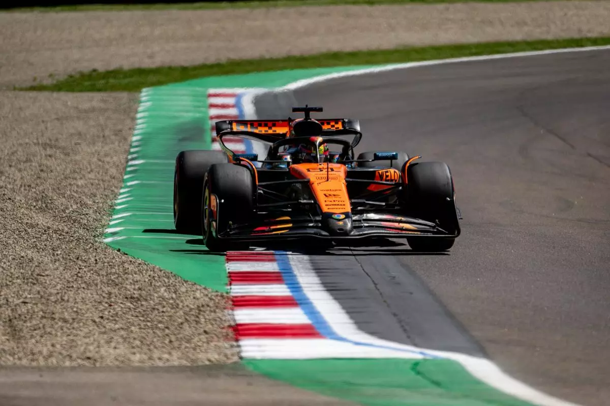 Le McLaren dominano il venerdì di Imola, Piastri il più veloce