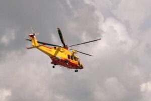 Cerreto Guidi: muore motociclista-staffetta di gara ciclistica. Travolto da furgone