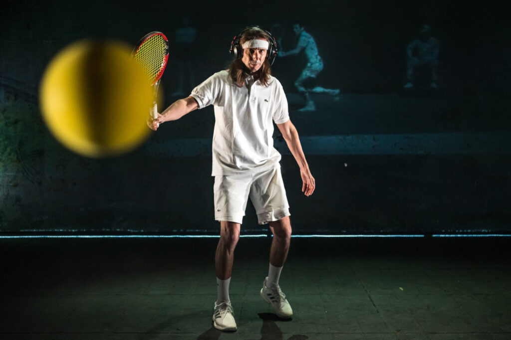 Teatro di Rifredi: Paolo Valerio in «Il muro trasparente»