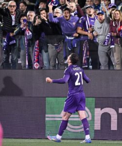 Fiorentina, peccato: rimonta il Betis ma cede nei supplementari (2-2). Non basta la doppietta di Gosens. Pagelle