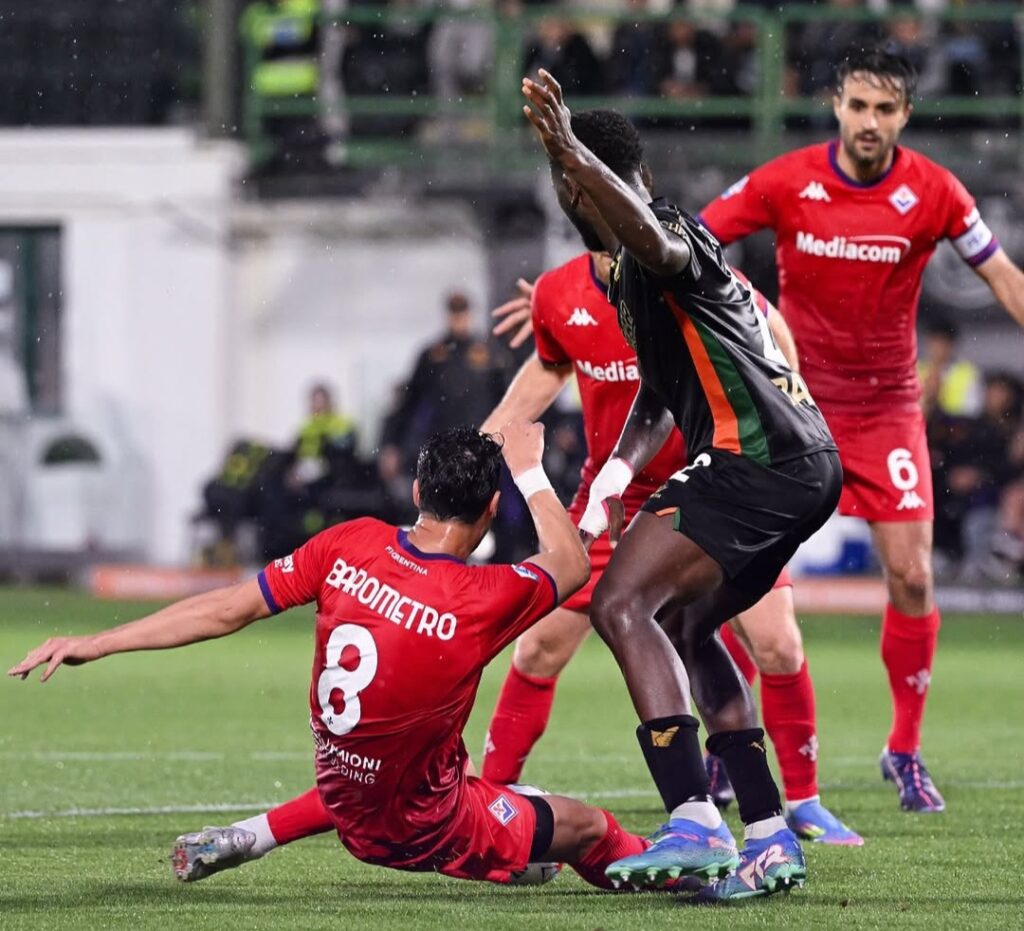 Fiorentina battuta anche a Venezia: 2-1. Senza gioco e senza carattere. Addio all’Europa e ad ogni scusa. Pagelle