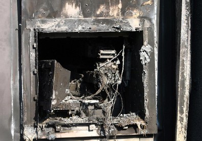 Montemurlo: tentano di far esplodere bancomat nella notte. Ladri in fuga