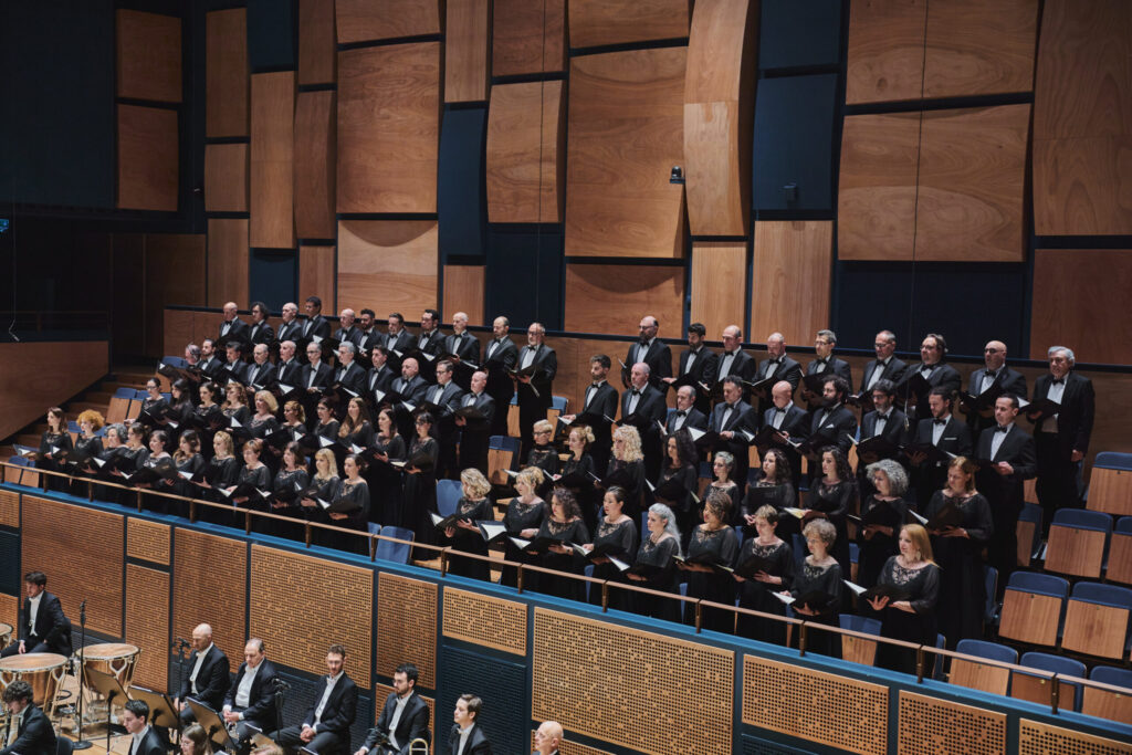 Firenze, 87º Festival del Maggio: «War Requiem» di Britten diretto da Ceretta