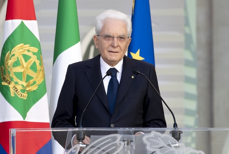Mattarella: “Giudici e pm hanno il dovere di essere imparziali. Nessun potere è immune da vincoli e controlli”