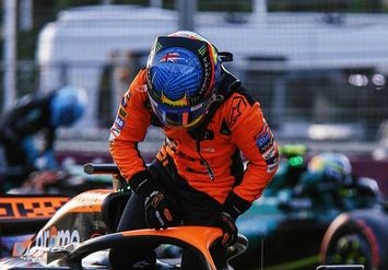 Formula 1, Gp Emilia Romagna: Piastri in pole per un soffio davanti a Verstappen. Male le Ferrari
