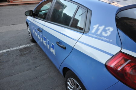Prato: professoressa vittima di tentato femminicidio. Salvata da tre stranieri