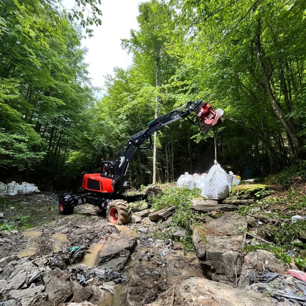 Discarica torrente Rovigo: al via la rimozione dei rifiuti con elicottero