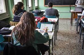 Scuole chiuse in Toscana: lunedì 5 maggio stop alle lezioni per l’allerta arancione. La lista dei comuni