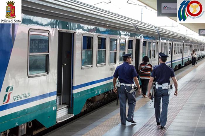 Firenze: aggredita con coltello e derubata del cellulare alla fermata del bus. Denunciate due italiane
