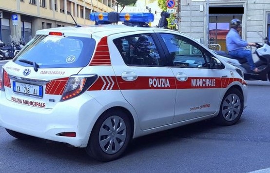 Firenze, lavori in via Bolognese: traffico paralizzato, lunghe code. Stella (Fi): “Soluzioni urgenti”