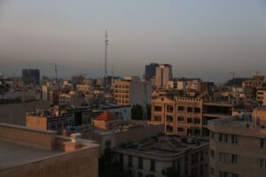 Israele attacca l’Iran, Khamenei promette vendetta. Netanyahu “Momento decisivo della nostra storia”