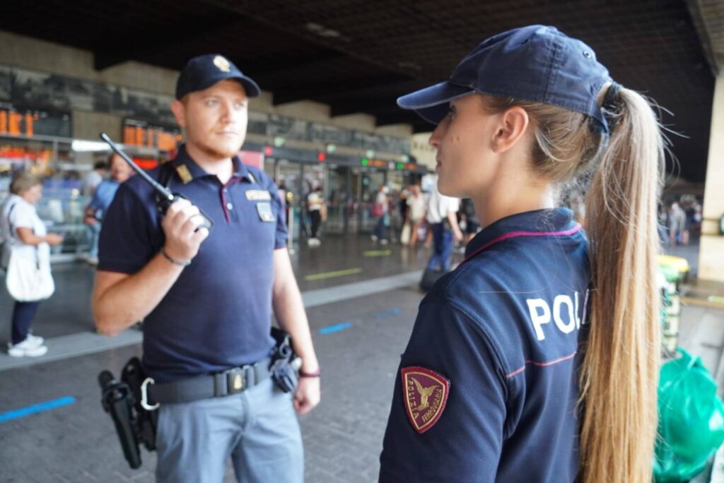 Pistoia: violenta e rapina donna di 74 anni. Fermato un ragazzo alla stazione di Firenze
