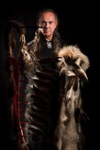 Libri, Firenze Fiera: “Il pensiero dei nativi americani”, di Alessandro Martire. Il sostegno ai Lakota Sioux