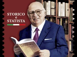 Giovanni Spadolini: emesso francobollo commemorativo nel centenario della nascita