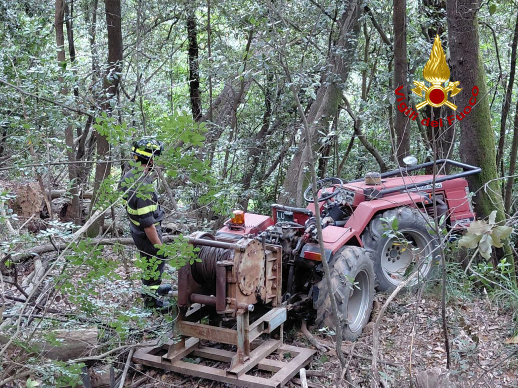 Massarosa: muore schiacciato dal trattore a Gualdo
