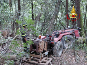Massarosa: muore schiacciato dal trattore a Gualdo