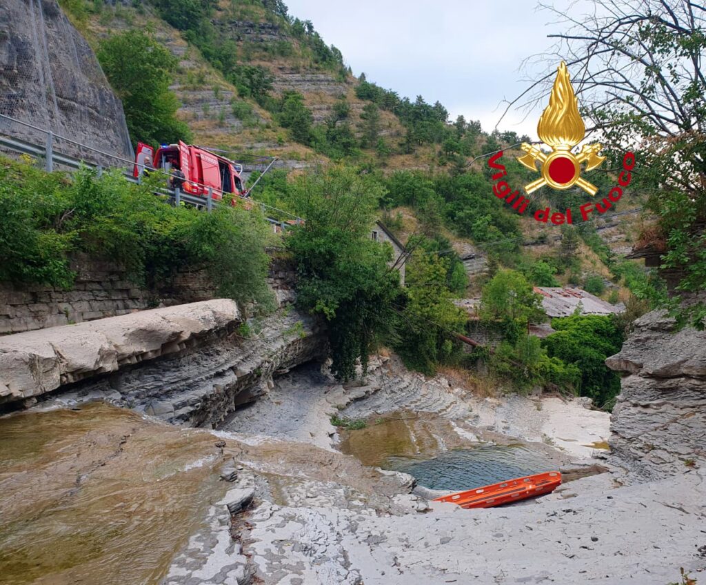 Marradi: 25enne muore nel fiume Lamone dopo tuffo con gli amici