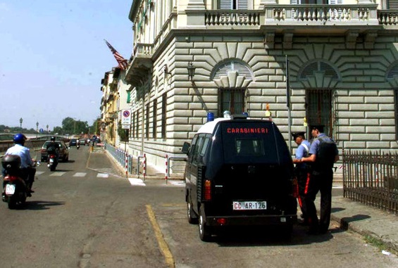 Firenze: Consolato Usa resterà aperto. L’ambasciatore: “Ho l’ok di Trump”